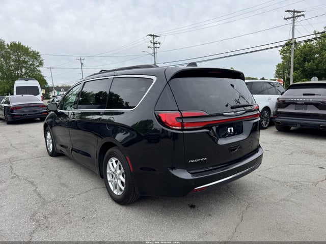 Chrysler Pacifica Touring L