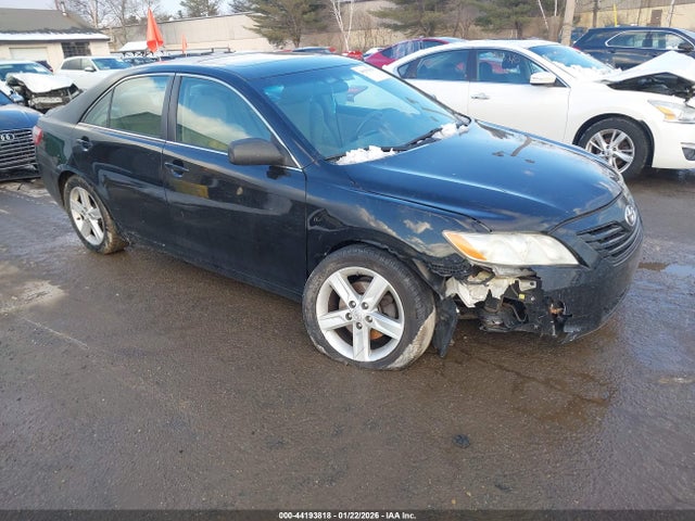 Salvage Toyota Camry Image