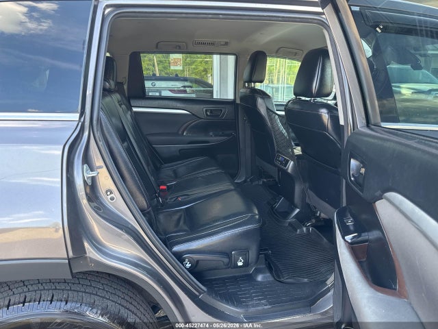Toyota Highlander Le