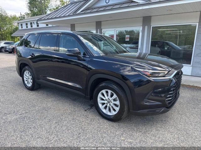 Salvage Toyota Grand Highlander Image