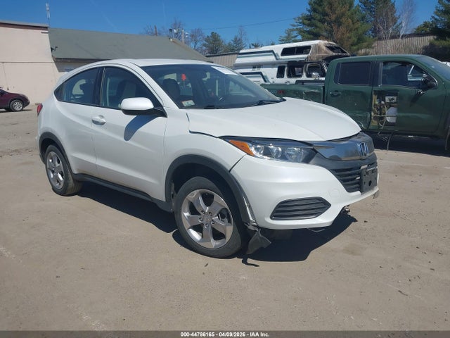 Salvage Honda HR-V Image
