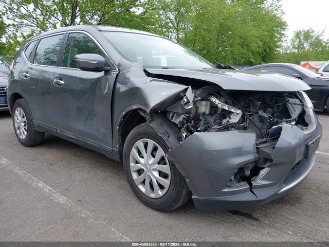 Salvage Nissan Rogue Image