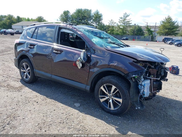 Salvage Toyota RAV4 Image