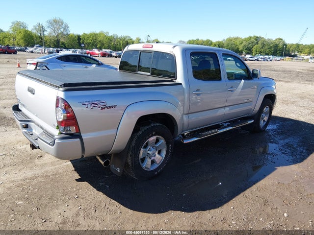 Toyota Tacoma Base V6