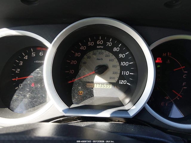 Toyota Tacoma Base V6