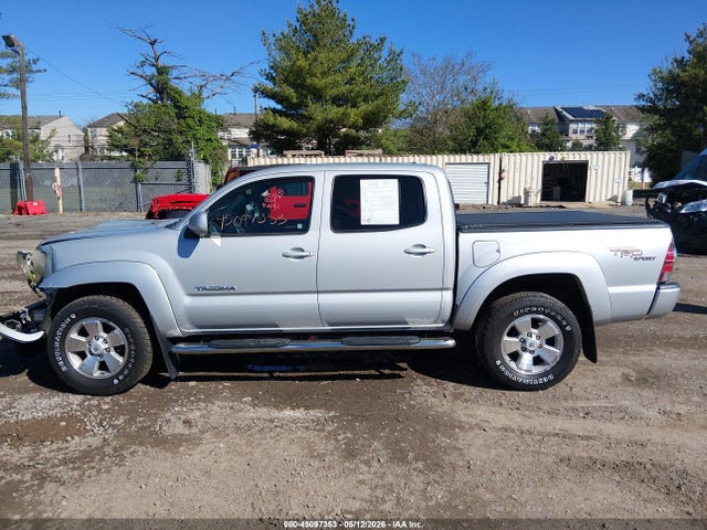 Toyota Tacoma Base V6