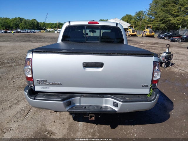 Toyota Tacoma Base V6