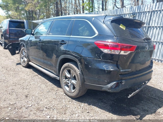 Toyota Highlander Limited Platinum