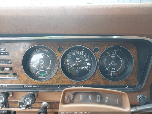 Jeep Grand Wagoneer