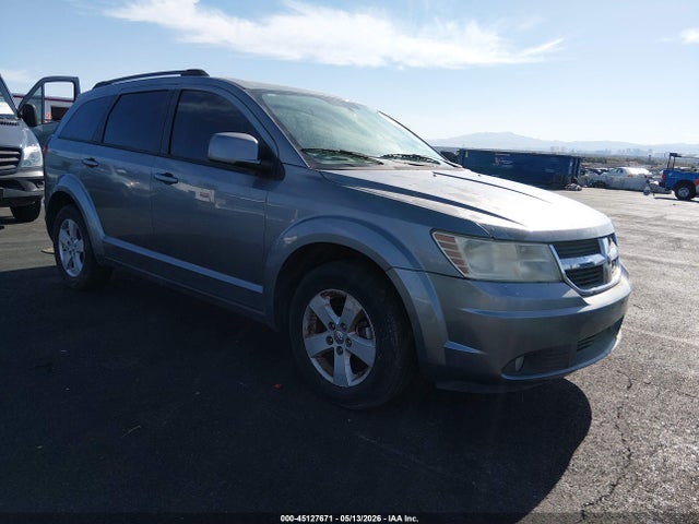 Salvage Dodge Journey Image