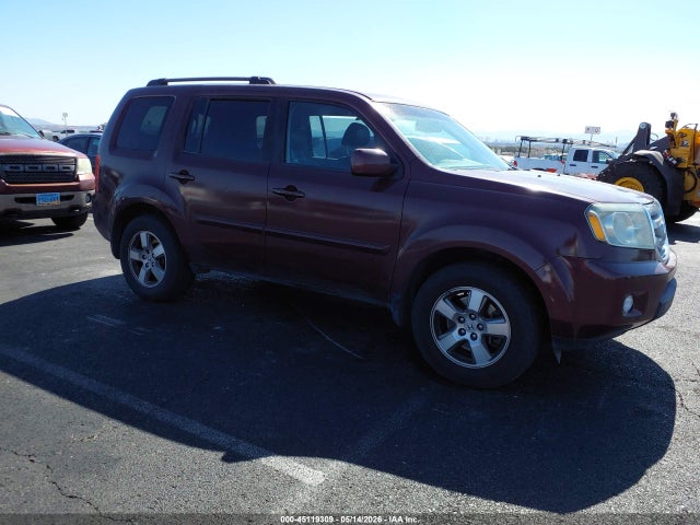 Salvage Honda Pilot Image
