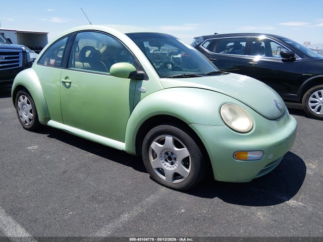 Salvage Volkswagen Beetle Image