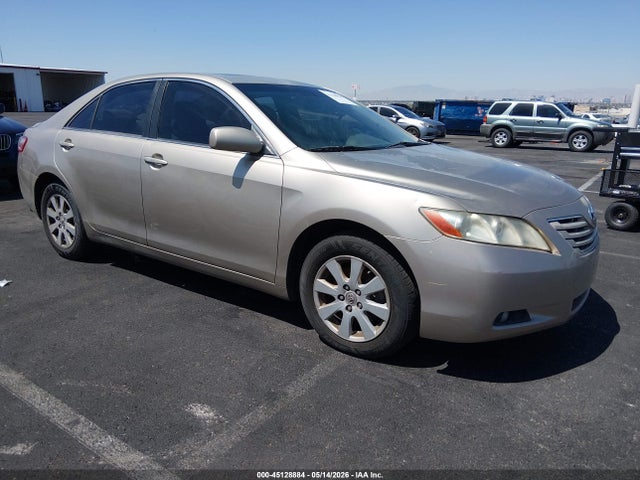 Salvage Toyota Camry Image