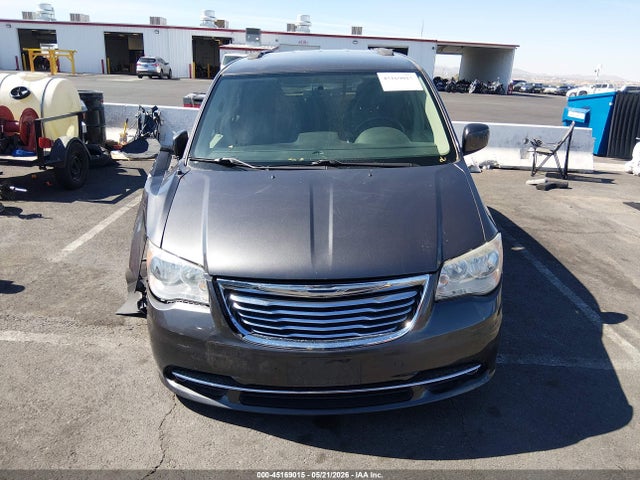 Chrysler Town & Country Touring