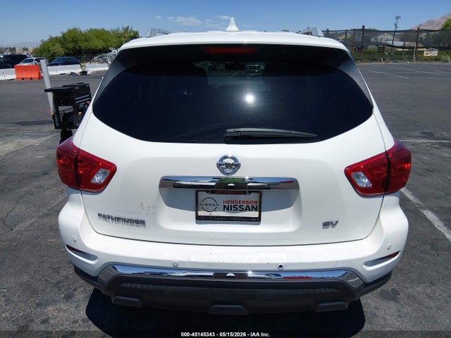 Nissan Pathfinder Sv