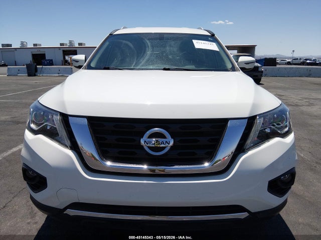 Nissan Pathfinder Sv
