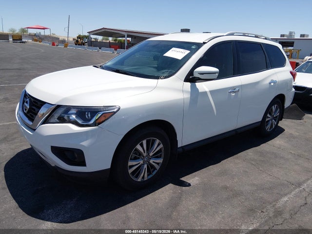 Nissan Pathfinder Sv