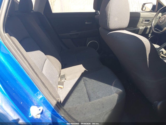 Mazda Mazda3 S