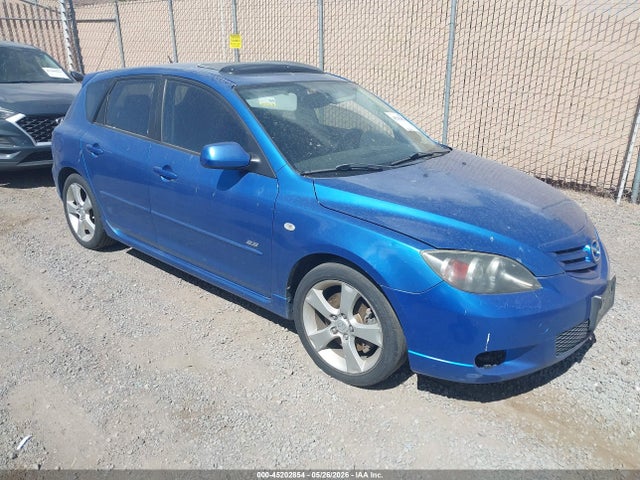 Salvage Mazda Mazda3 Image