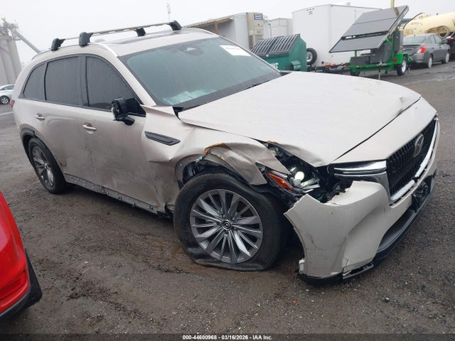 Salvage Mazda Cx Image