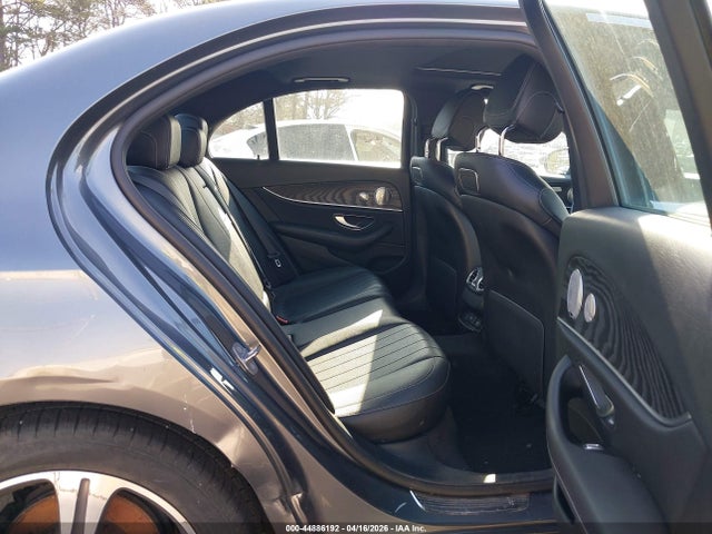 Mercedes-Benz E-Class 4matic