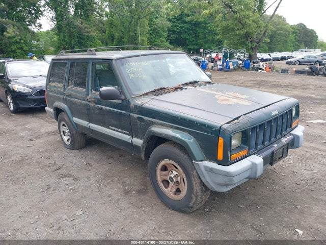 Salvage Jeep Cherokee Image