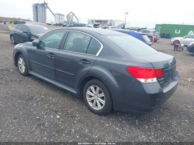 Subaru Legacy 2.5i Premium