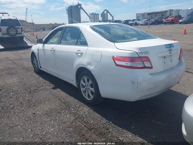 Toyota Camry Le