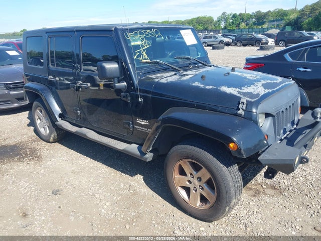 Salvage Jeep Wrangler Image