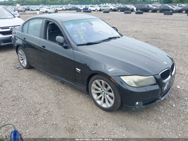 Salvage BMW 3 Series Image
