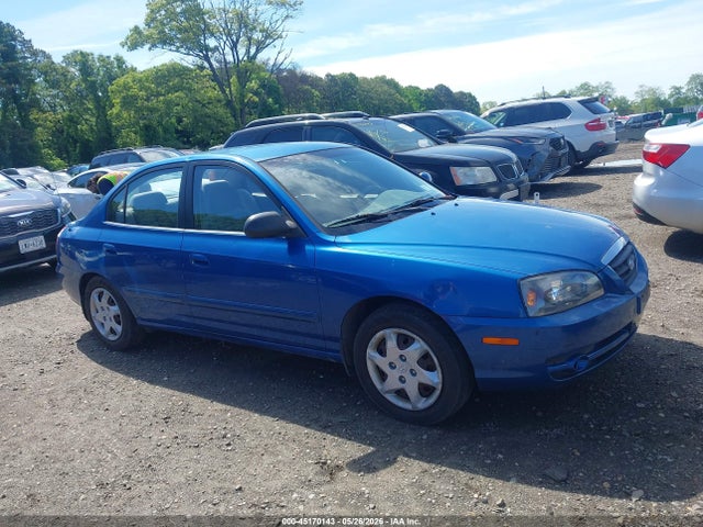 Salvage Hyundai ELANTRA Image