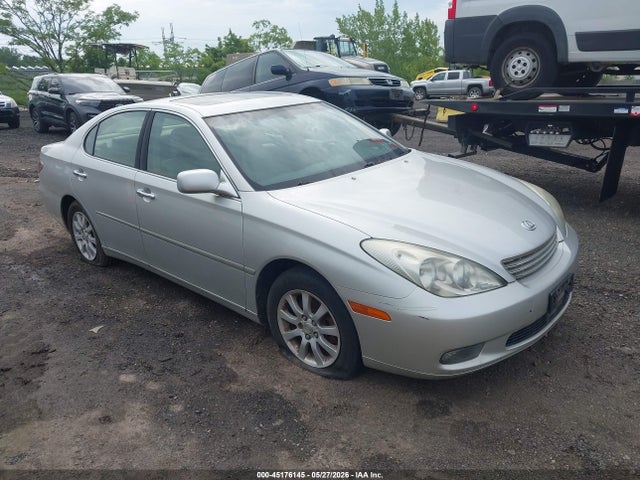 Salvage Lexus Es Image