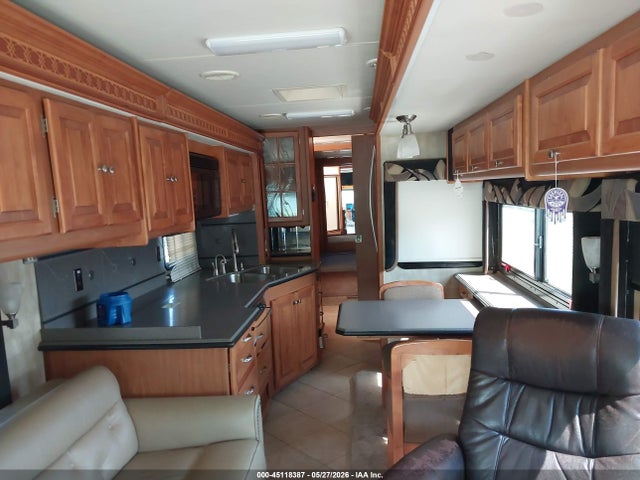 Freightliner Chassis X Line Motor Home