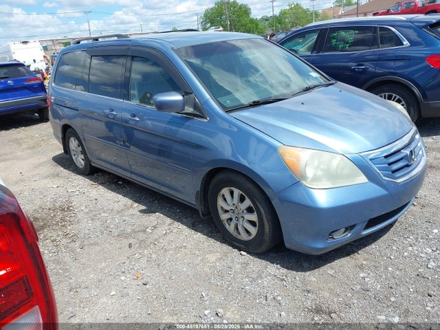 Salvage Honda Odyssey Image