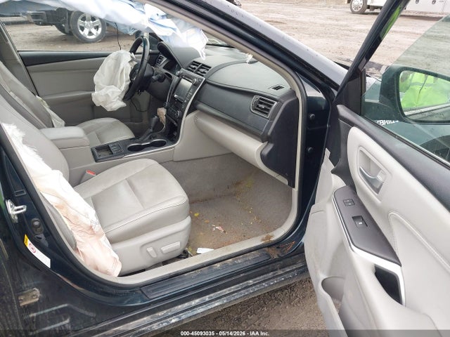 Toyota Camry Xle