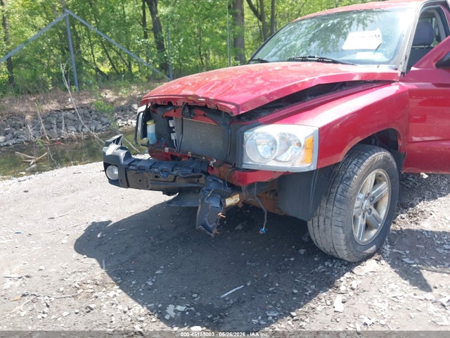 Dodge Dakota Slt