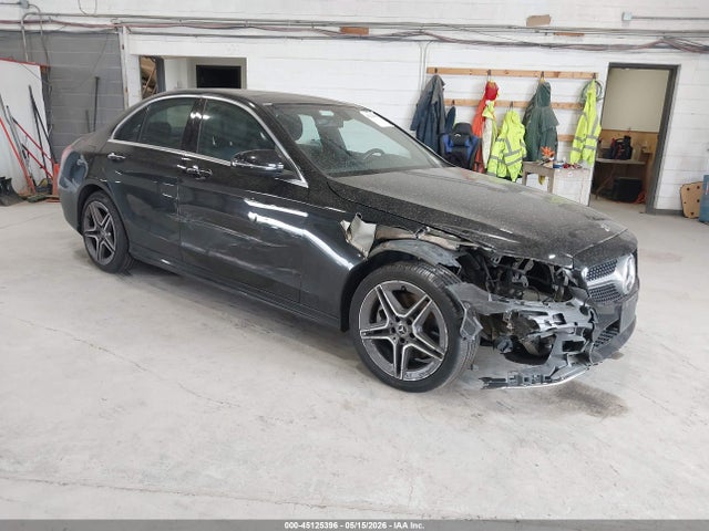 Salvage Mercedes-Benz C-Class Image