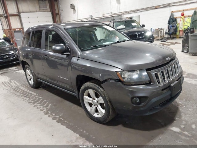 Salvage Jeep Compass Image