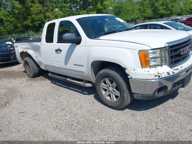 Salvage GMC Sierra 1500 Image