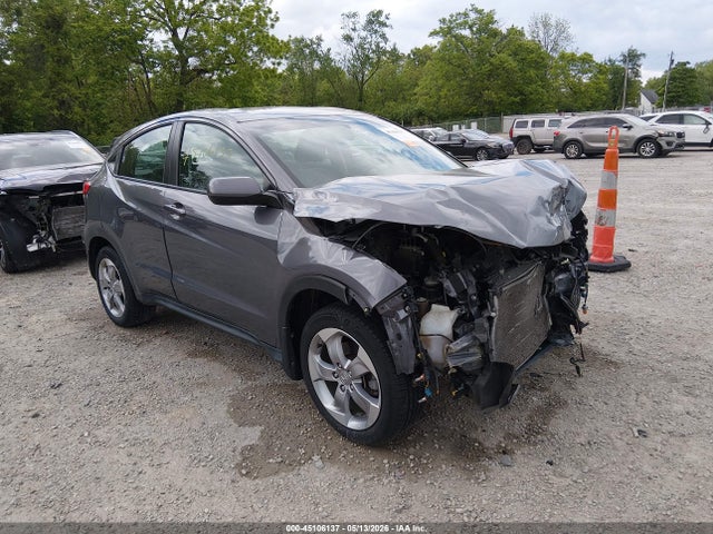 Salvage Honda HR-V Image