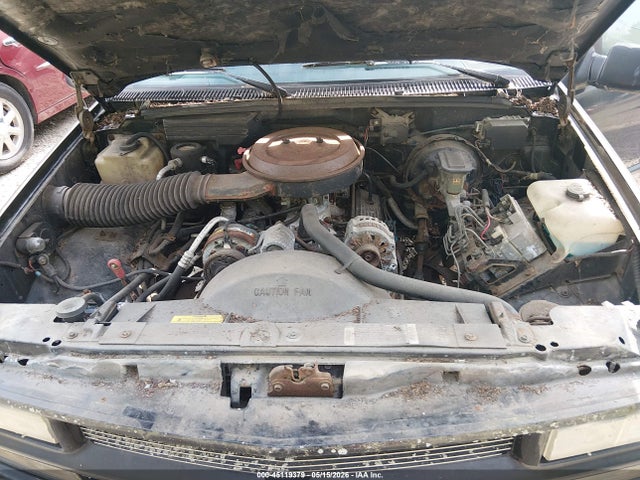 Chevrolet Suburban C1500