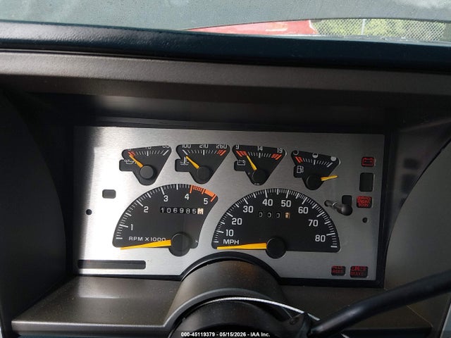 Chevrolet Suburban C1500