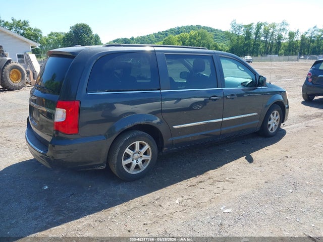 Chrysler Town & Country Touring