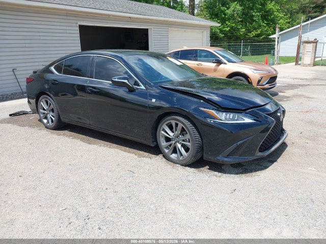 Salvage Lexus Es Image