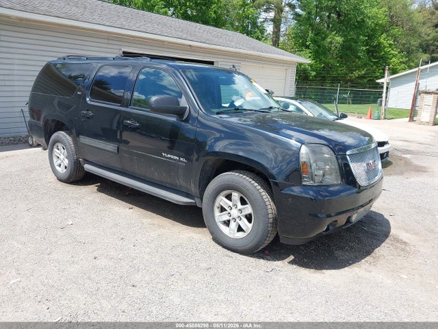 Salvage GMC Yukon Image