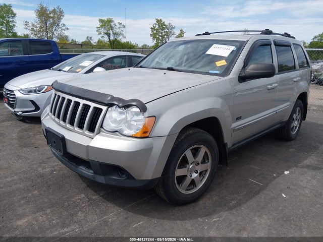 Jeep Grand Cherokee Laredo
