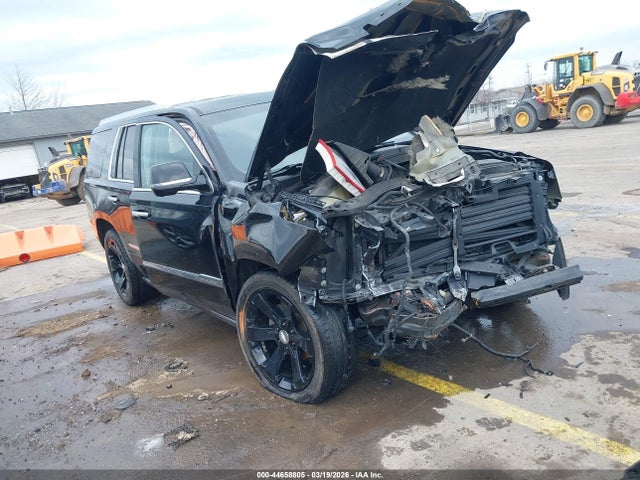 Salvage Cadillac Escalade Image