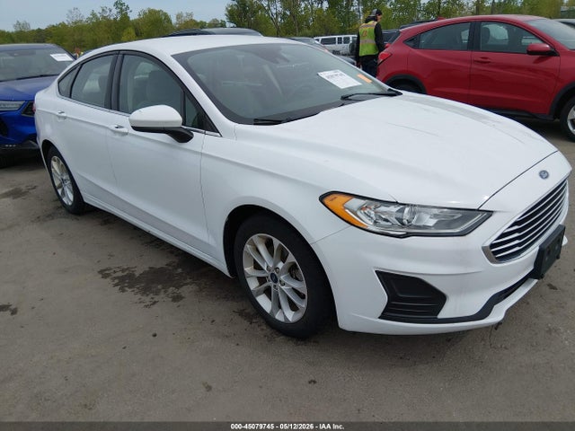 Salvage Ford Fusion Image
