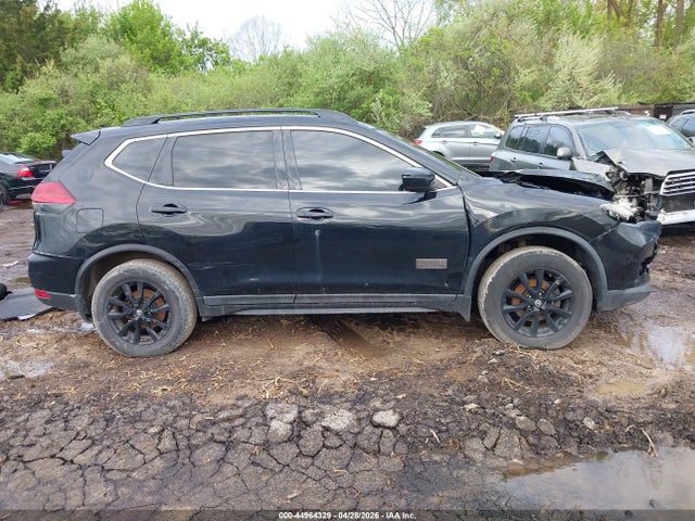 Nissan Rogue Sv