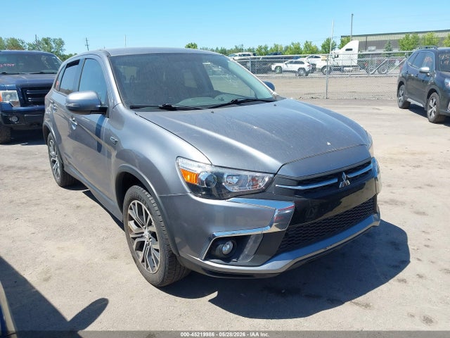 Salvage Mitsubishi Outlander Image